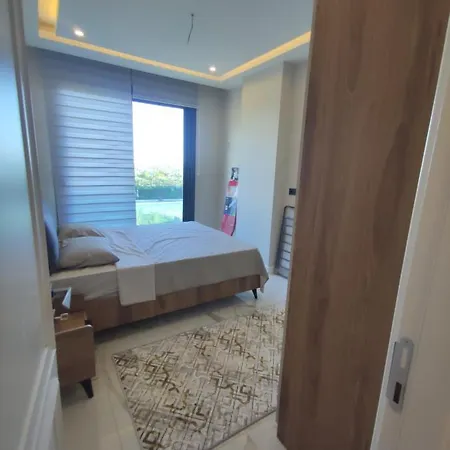 Emarine Apartament *